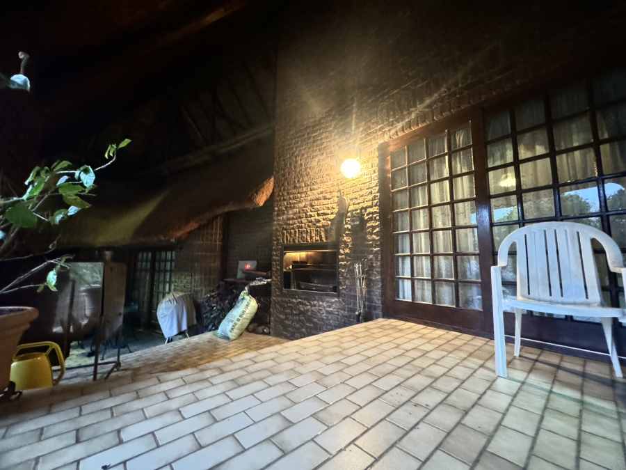 6 Bedroom Property for Sale in Doringkruin North West